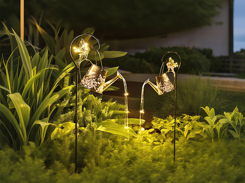 How to clean solar landscape lights？